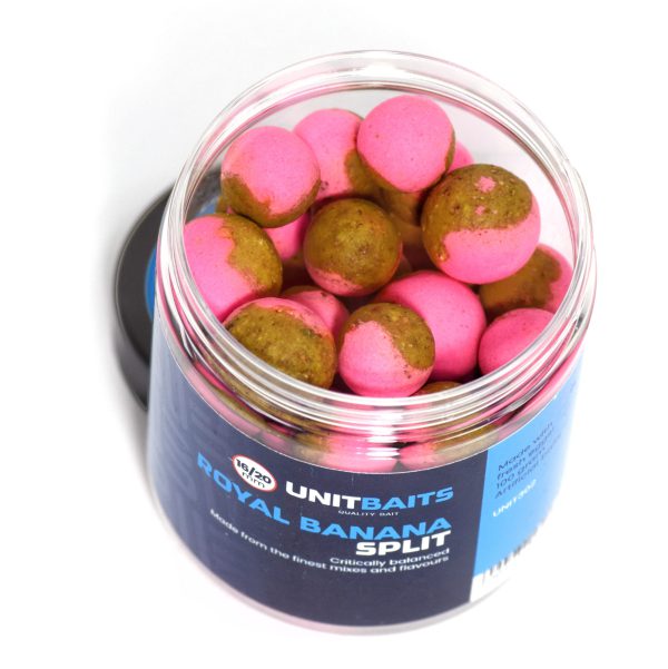 Split Royal Banana van UNIT Baits staat garant voor kwalitatief hoogwaardig haakaas. Wij hebben voor ieder type boilies bijhorende splits met dezelfde smaak. Splits zijn gemaakt uit boilie deeg en pop-up deeg. Hierdoor is het soortelijk gewicht lager, komt de bol iets van de bodem en zorgt voor een visuele prikkel onderwater